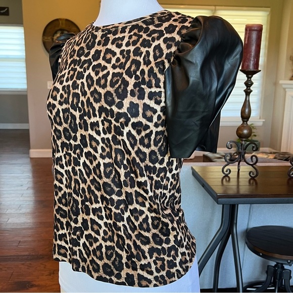 NWT Michael Kors Leopard Print Vegan Faux Leather Sleeve Top Shirt P/S Small - Picture 6 of 14